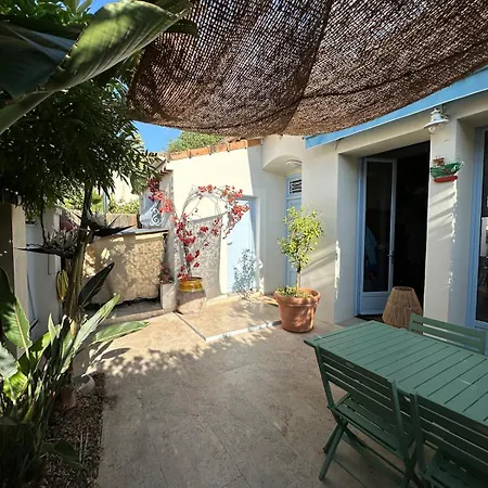 Magnifique Maison De Pecheur Face A La *